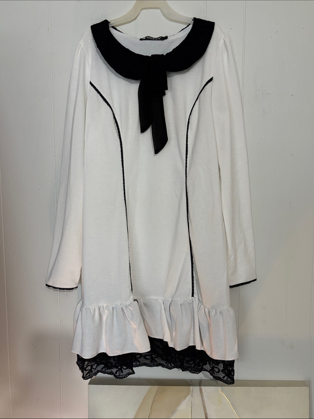 Allegra K White Long-Sleeve Dress with Black Sailor Collar and Lace Hem